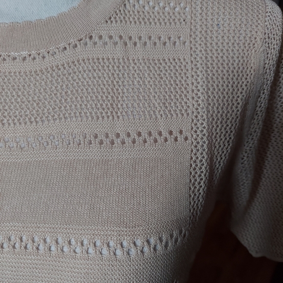 Ladies open weave knit top - Picture 2 of 5